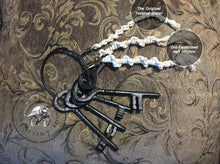 Load image into Gallery viewer, Macramé Key Ring – Knot Ur Grandma’s Macramè Collection