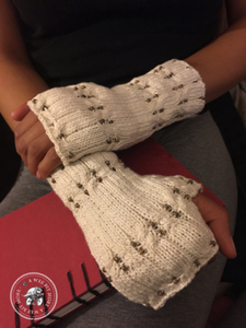 Fingerless Mitts – Eartha with Beads & Cables