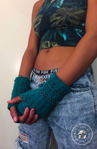 PATTERN Eartha Beaded Cabled Fingerless Mitts, Vegan