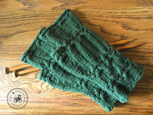Fingerless Mitts – Eartha with Beads & Cables