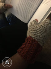 Load image into Gallery viewer, PATTERN Rusty Wheat Fingerless Mitts, Vegan